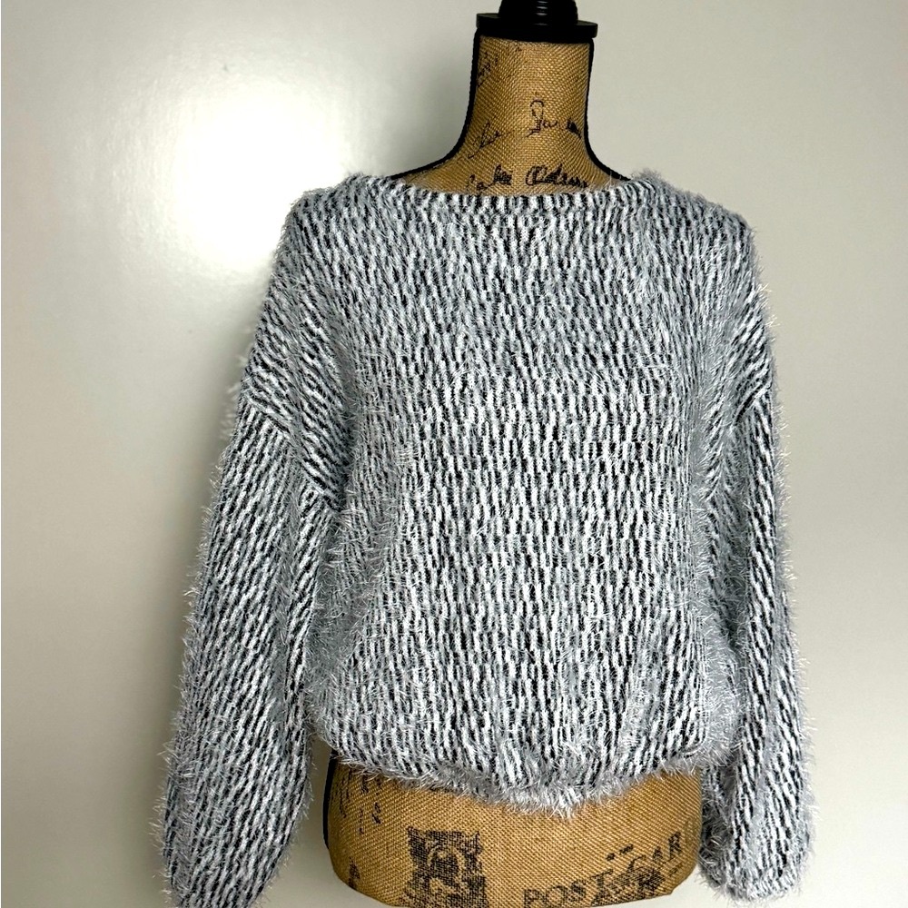 Jennifer López Pullover sweater